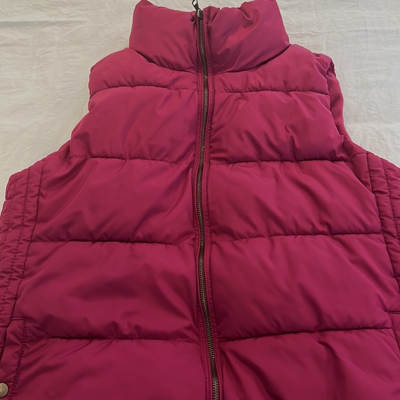 Old Navy Puffy Vest - Picture 3 of 4